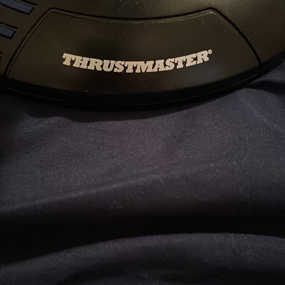 Thrust master ps4 compatible with pc throttle joystick - Picture 3 of 3
